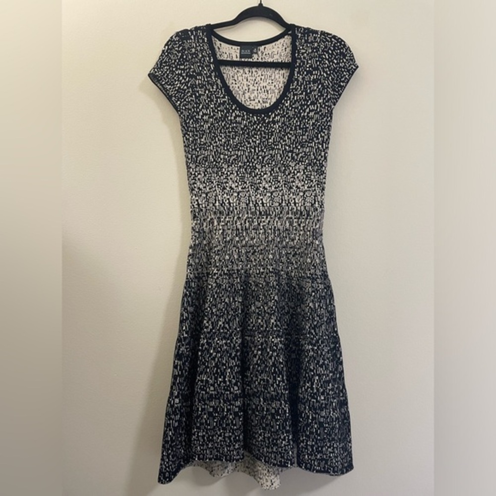 Saks Fifth Avenue Black‎ Label Metallic Thread Gradient Sweater Dress - S